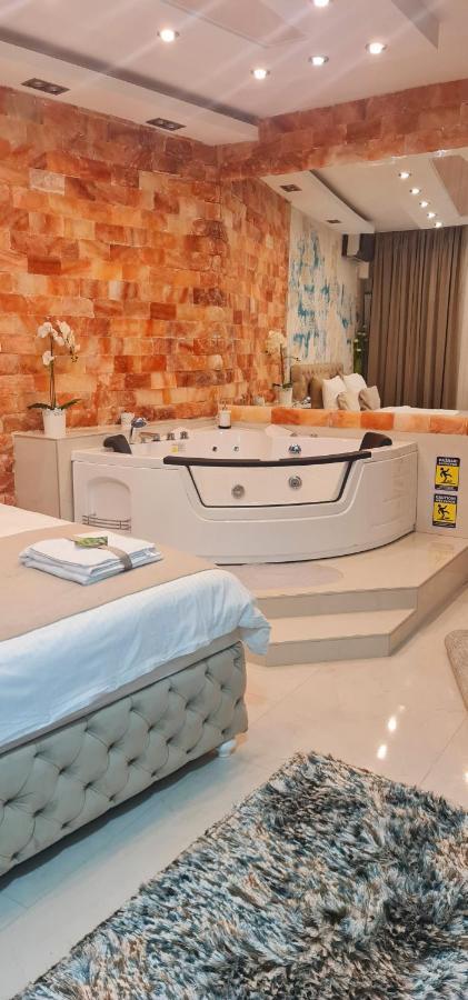 Design Apartment Premium Spa Lux 4 Star "Dubai" Completely Private Wellness & Spa Free Included Sauna & Jacuzzi & Salt Wall & Fire Place & 3D Ceilings & Business Wifi & Netflix & Keyless Code Entry & Full Smart App & Secure 2 Parking Place Ćuprija Zewnętrze zdjęcie