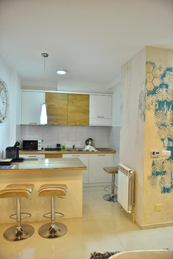 Design Apartment Premium Spa Lux 4 Star "Dubai" Completely Private Wellness & Spa Free Included Sauna & Jacuzzi & Salt Wall & Fire Place & 3D Ceilings & Business Wifi & Netflix & Keyless Code Entry & Full Smart App & Secure 2 Parking Place Ćuprija Zewnętrze zdjęcie
