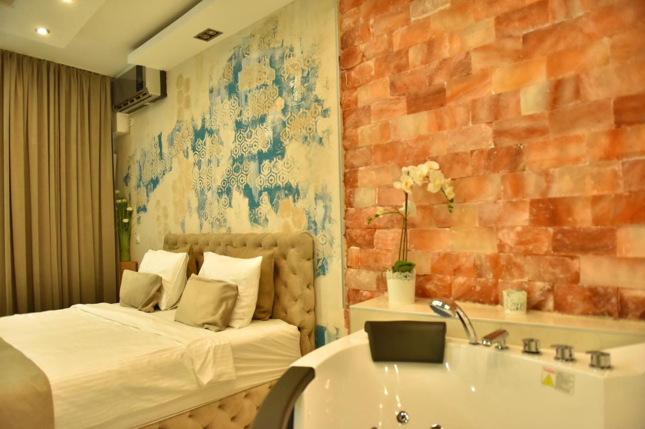 Design Apartment Premium Spa Lux 4 Star "Dubai" Completely Private Wellness & Spa Free Included Sauna & Jacuzzi & Salt Wall & Fire Place & 3D Ceilings & Business Wifi & Netflix & Keyless Code Entry & Full Smart App & Secure 2 Parking Place Ćuprija Zewnętrze zdjęcie